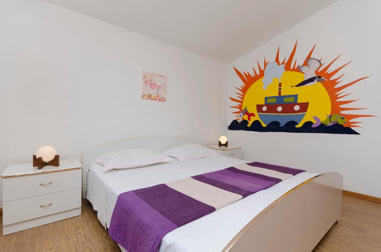 Apartments Nada Seaview Водице Екстер'єр фото