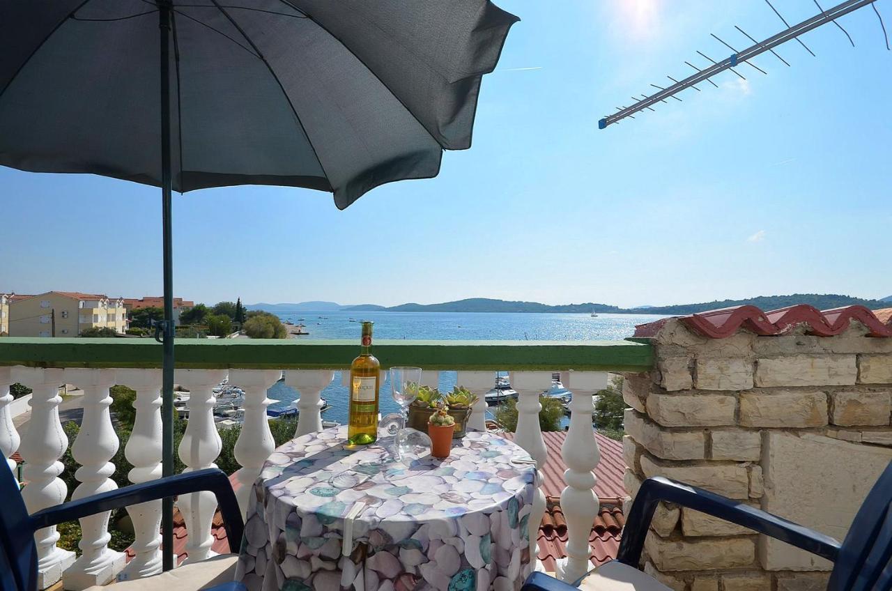 Apartments Nada Seaview Водице Екстер'єр фото